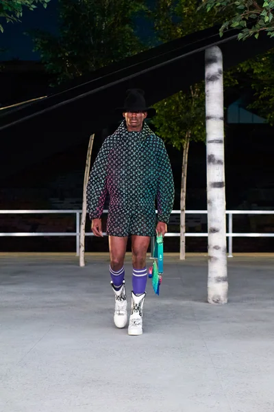 Look 117